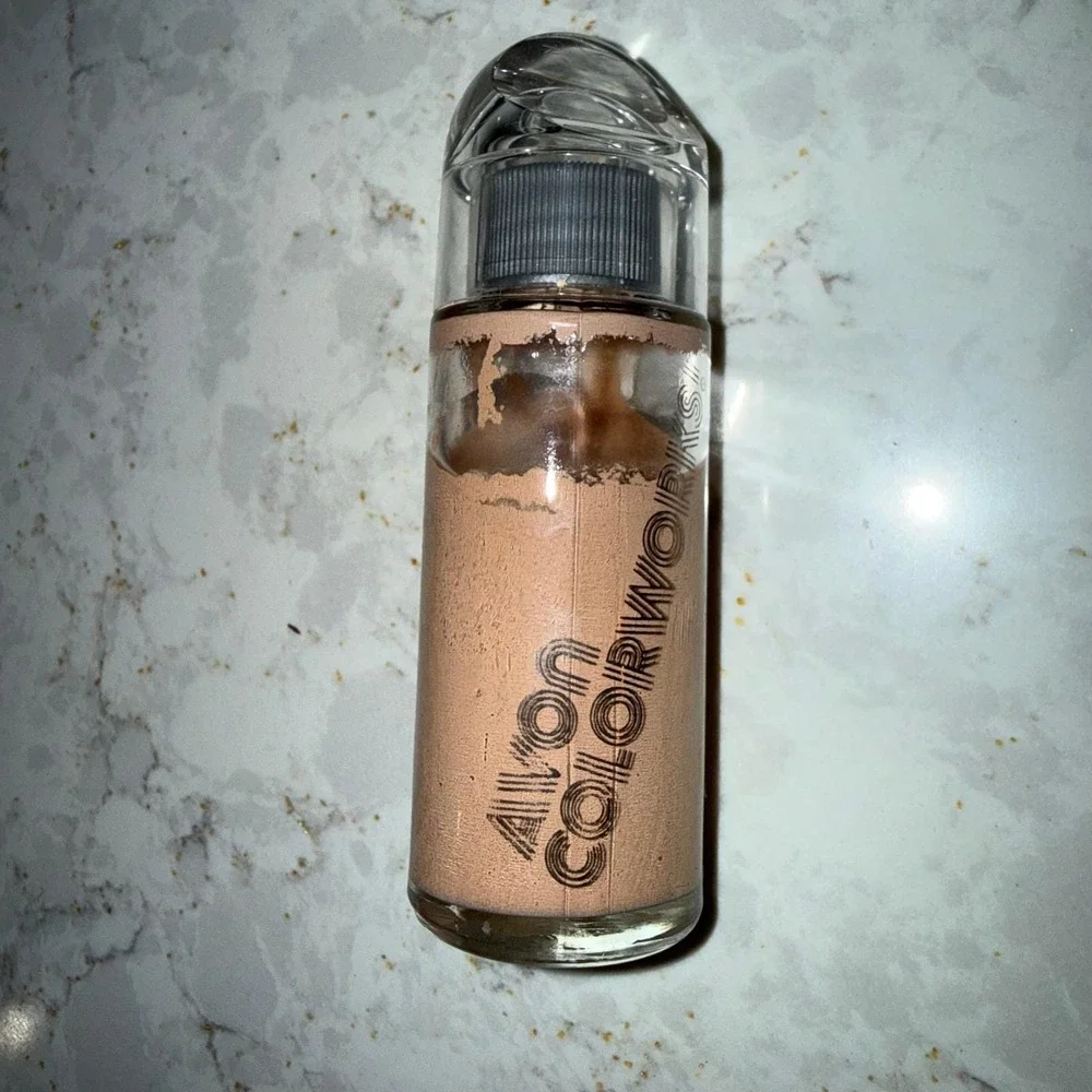 Vintage Avon Colorworks Oil Free Liquid Makeup Fresh Color Fair 1.5 oz Glass Box
